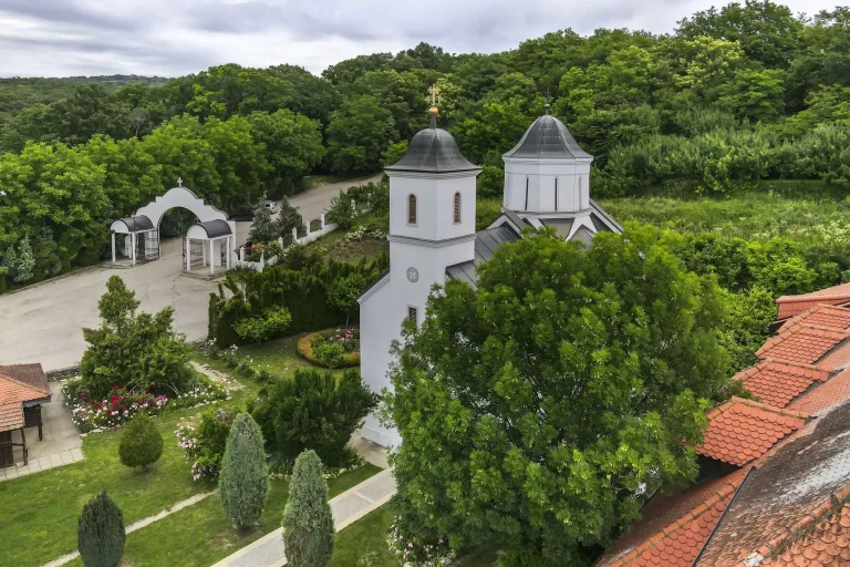 westbalkanguide WBG 82 - West Balkan Guide - WBG