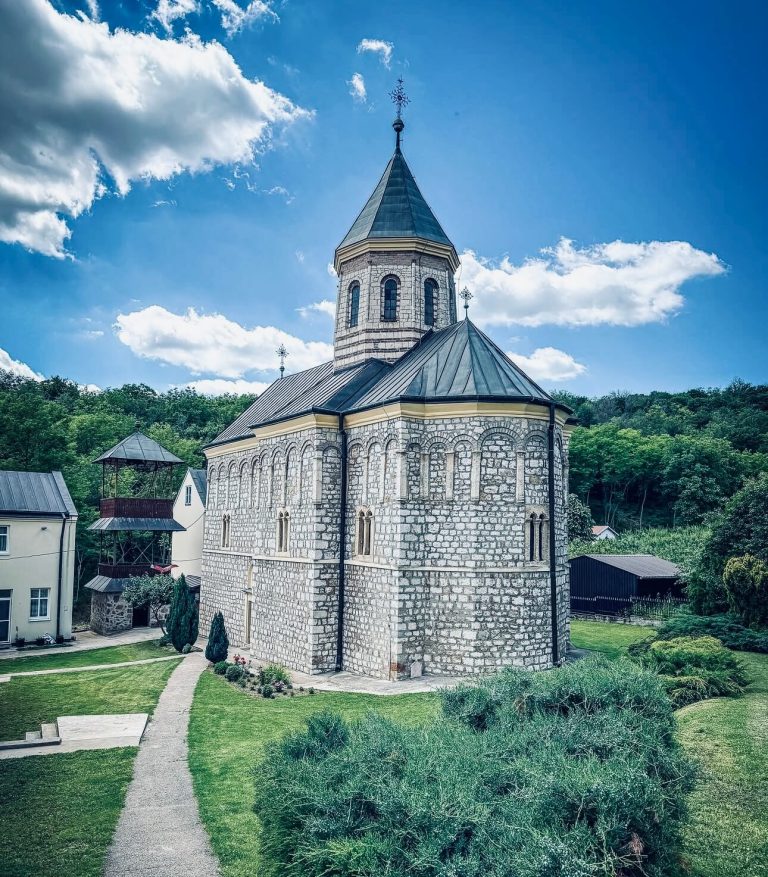 westbalkanguide WBG 85 - West Balkan Guide - WBG